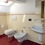 Elegant San Vitale View Appartement