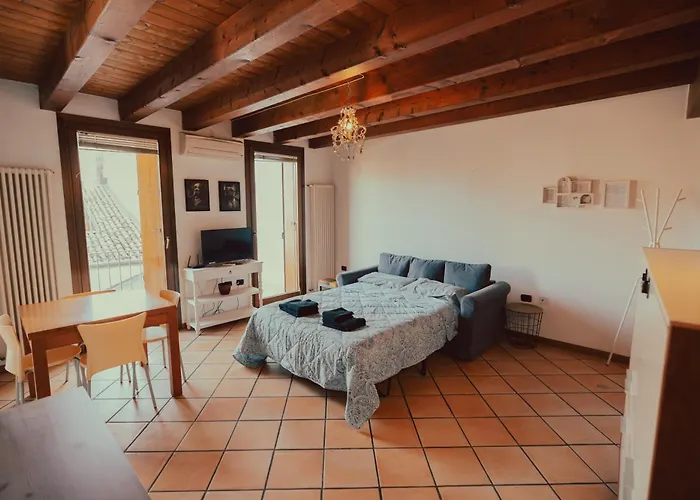 Apartamento Elegant San Vitale View *
